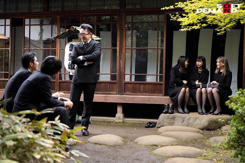 法事で7年ぶりに再会した同級生たちに酔わされ輪●された金髪喪服ギャル かんな 22歳││ハイビジョン│1sdam00051