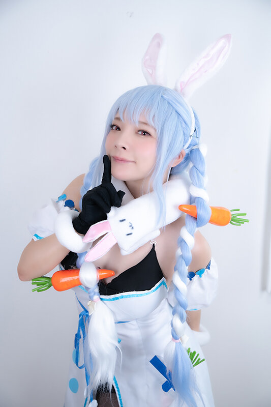 美少女コスプレイヤーさんの本性めくれるド淫乱痴女化！！情熱的汗だく3P中出しセックス！！【2キャラ収録！！】││ハイビジョン│h_1762djnh00006