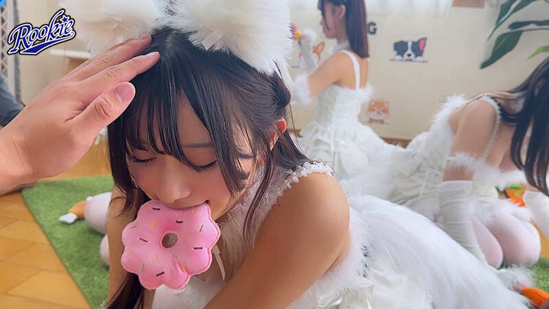 超サモエロカフェ！！ オチ●ポジャーキー大好物なサモエドちゃんとモフパコ大乱交スペシャル！！│北岡果林・水乃なのは・渡来ふう│ハイビジョン│rki00727